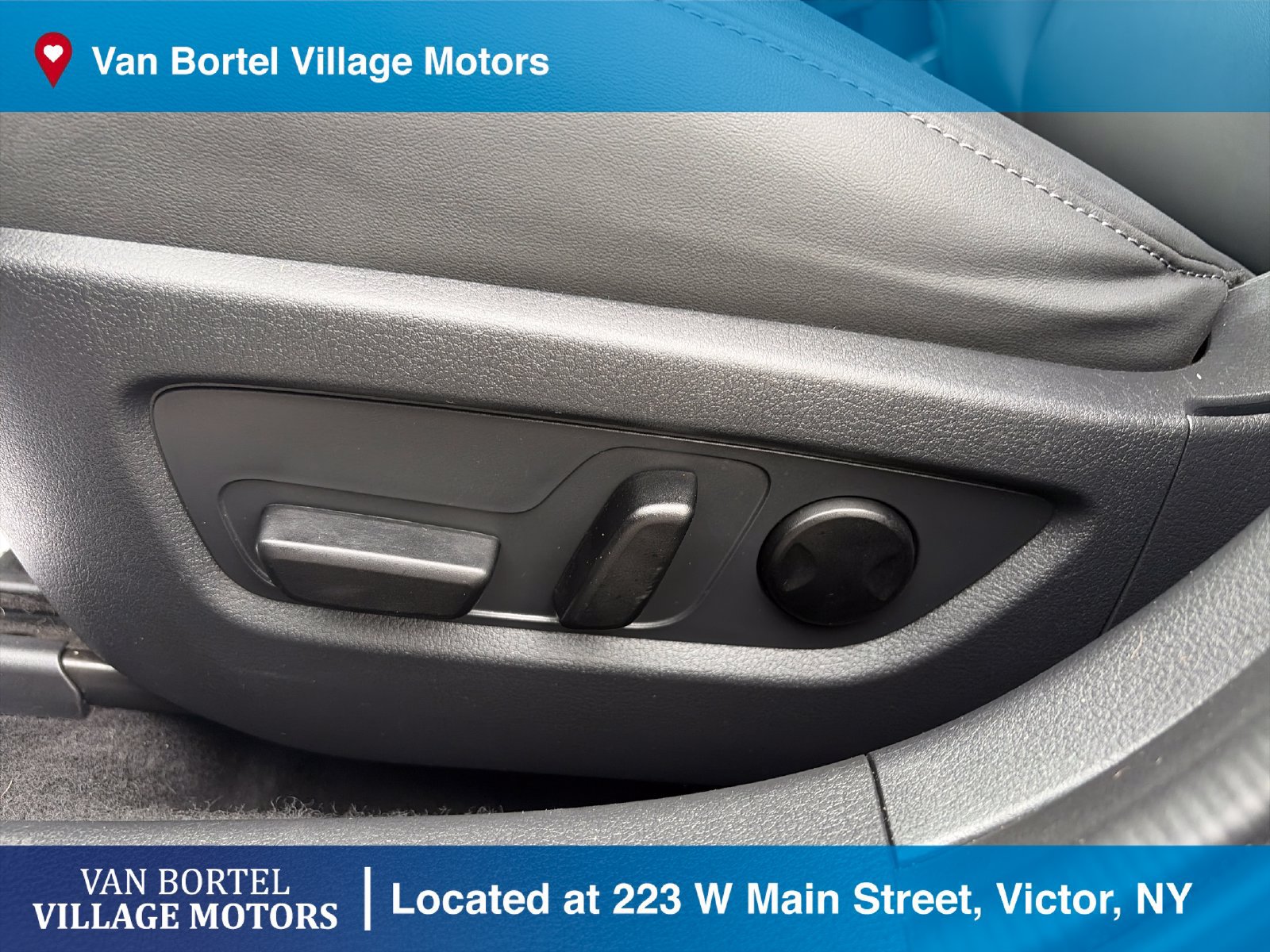 Used 2023 MAZDA CX-30 AWD 2.5 S w/ Preferred Package image 12