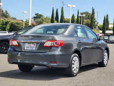 Used 2012 Toyota Corolla LE FWD image 6