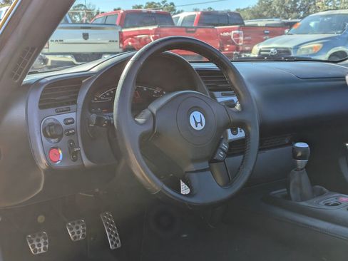 Used 2002 Honda S2000 Convertible 2D image 11