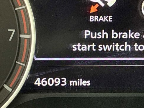 Used 2023 Nissan Rogue SV image 10