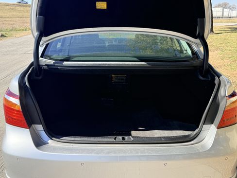 Used 2010 Lexus LS 460 image 23