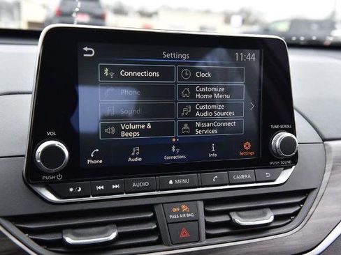 Certified 2025 Nissan Altima 2.5 SV image 14