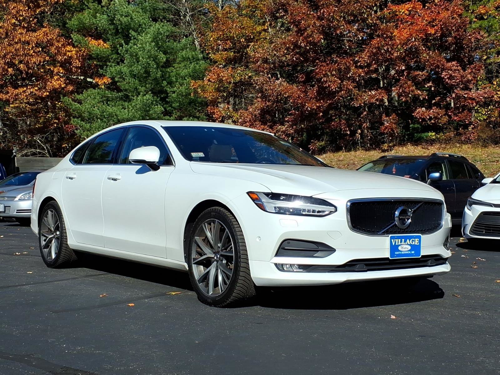 Used 2017 Volvo S90 T6 Momentum w/ Vision Package AWD/4WD image 1