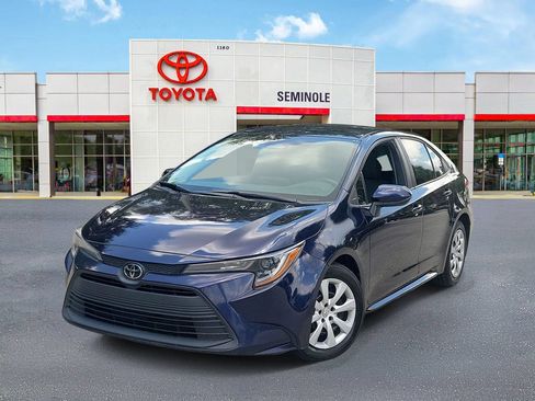Used 2024 Toyota Corolla LE FWD image 1