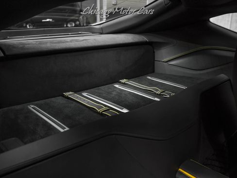 Used 2019 Ferrari 812 Superfast image 28