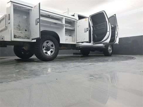 Used 2024 RAM 3500 Tradesman w/ Chrome Appearance Group image 59