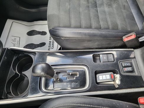 Used 2019 Mitsubishi Outlander LE image 19
