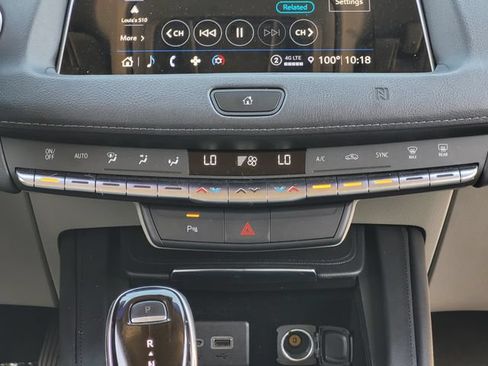 Used 2021 Cadillac XT4 Luxury FWD image 17