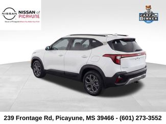 Used 2025 Kia Seltos S video 2