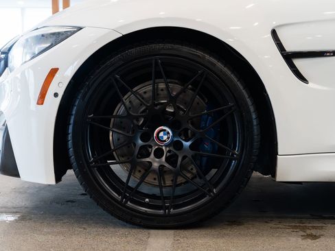 Used 2018 BMW M3 image 7