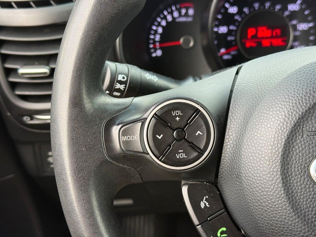 Used 2016 Kia Soul FWD image 21