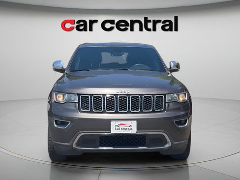 Used 2019 Jeep Grand Cherokee Limited w/ Trailer Tow Group IV AWD/4WD image 9