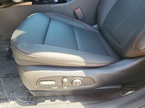 New 2026 Chevrolet Trax RS w/ Driver Confidence Package FWD image 8