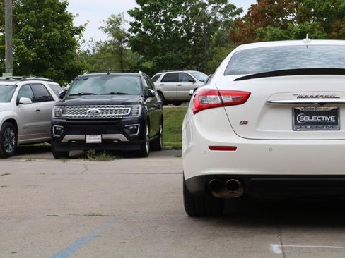 Used 2015 Maserati Ghibli S Q4 AWD/4WD image 12