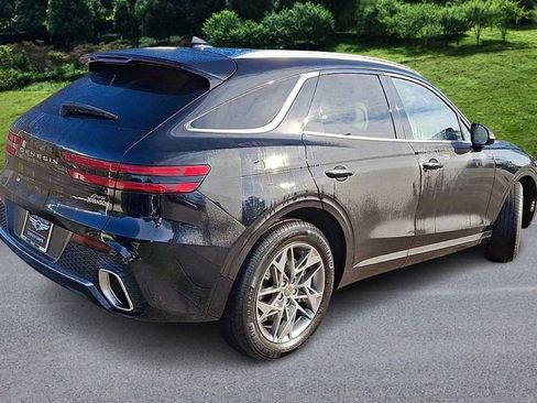 Used 2025 Genesis GV70 2.5T image 8