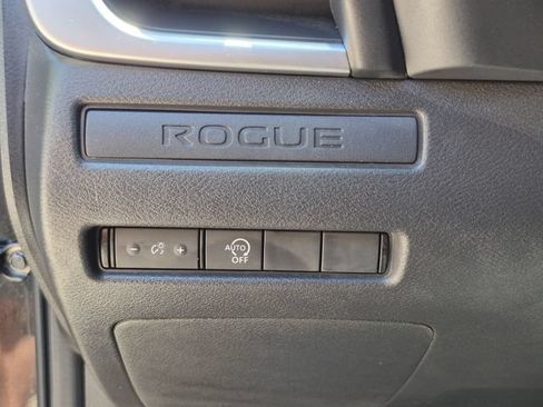 Certified 2025 Nissan Rogue S AWD/4WD image 9