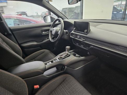Used 2025 Honda HR-V Sport image 13