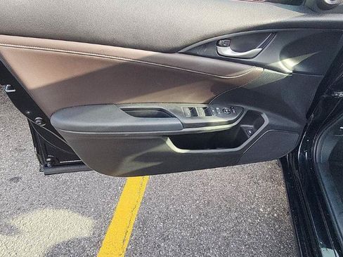 Used 2019 Honda Insight Touring image 11