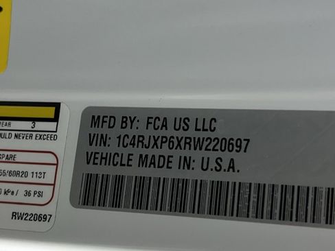 Used 2024 Jeep Wrangler Unlimited Sahara w/ Technology Group image 40