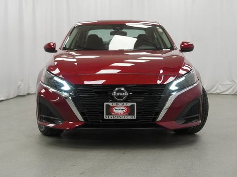 Used 2023 Nissan Altima 2.5 SV w/ SV Premium Package image 8