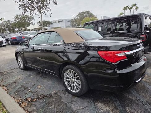 Used 2011 Chrysler 200 Limited image 4