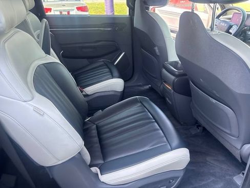 Certified 2024 Kia EV9 GT-Line AWD/4WD image 20