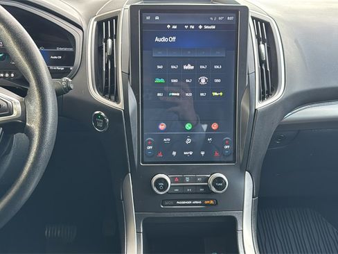 Certified 2022 Ford Edge SEL image 11