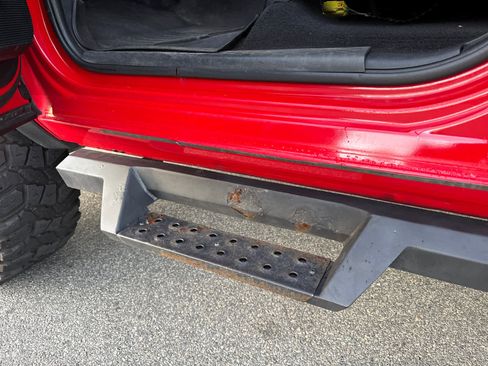 Used 2019 RAM 1500 Classic Warlock image 16