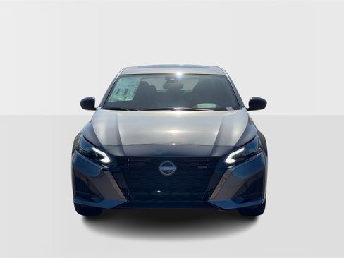 New 2025 Nissan Altima 2.5 SR w/ SR Premium Package image 6