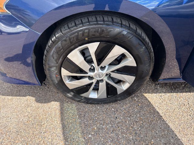 Certified 2022 Nissan Altima 2.5 S FWD image 11