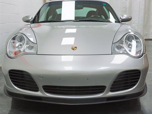 Used 2003 Porsche 911 Turbo AWD/4WD image 2