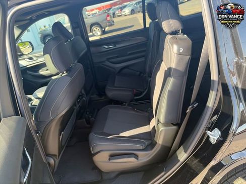New 2026 Jeep Grand Cherokee L Laredo AWD/4WD image 24