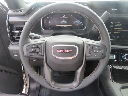 Certified 2026 GMC Sierra 3500 AT4 w/ Technology Package AWD/4WD image 16