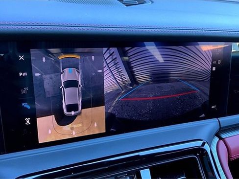 Used 2025 Porsche Panamera 4 image 34