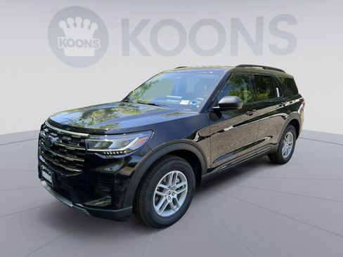 New 2026 Ford Explorer Active AWD/4WD image 1