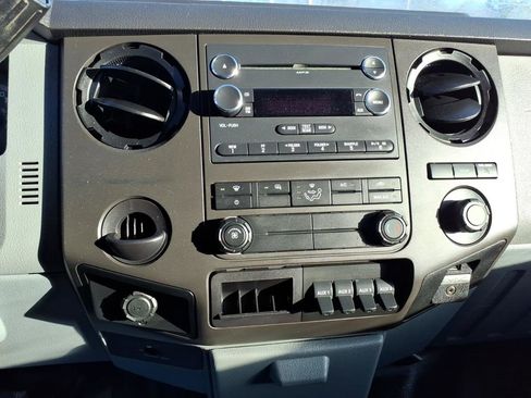 Used 2016 Ford F350 XL w/ Power Equipment Group image 17