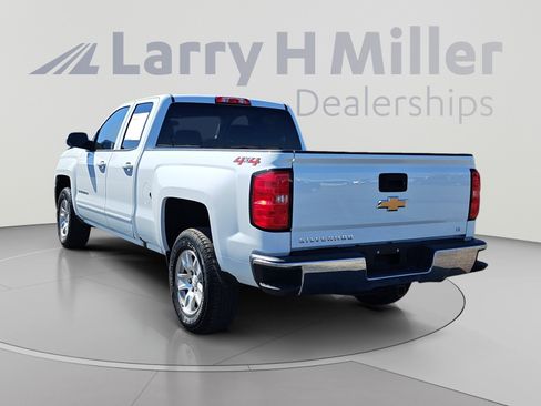 Used 2018 Chevrolet Silverado 1500 LT w/ Trailering Package AWD/4WD image 3