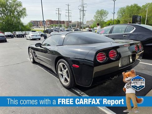 Used 2004 Chevrolet Corvette Coupe w/ Preferred Equipment Group RWD image 5