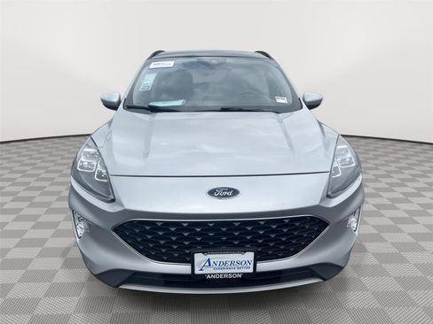 Certified 2020 Ford Escape Titanium w/ Titanium Premium Package 2.0 AWD/4WD image 2