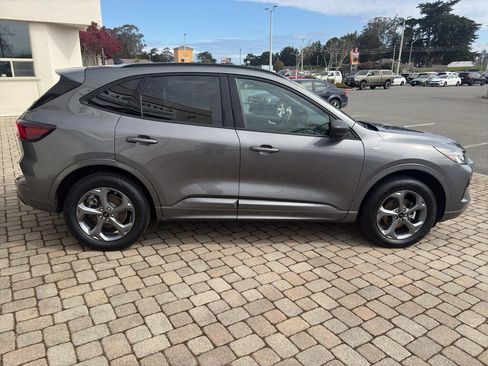 Used 2024 Ford Escape ST-Line image 24