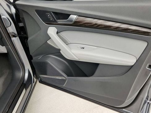 Used 2019 Audi Q5 2.0T Premium Plus w/ Premium Plus Package image 27