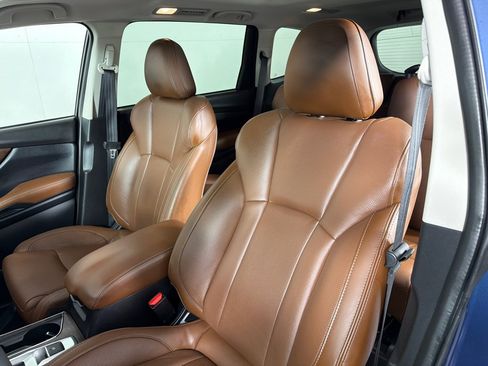 Used 2019 Subaru Ascent Touring AWD/4WD image 12