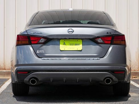 Used 2021 Nissan Altima 2.5 SR w/ SR Premium Package FWD image 10