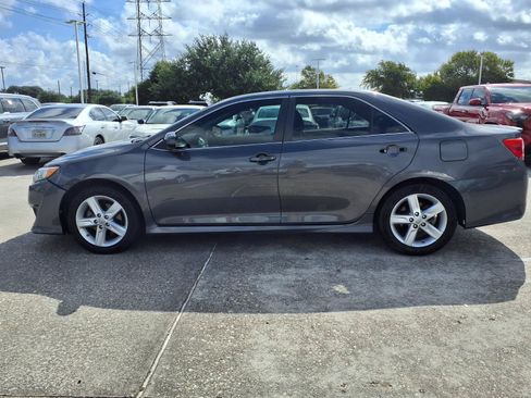 Used 2013 Toyota Camry SE FWD image 21