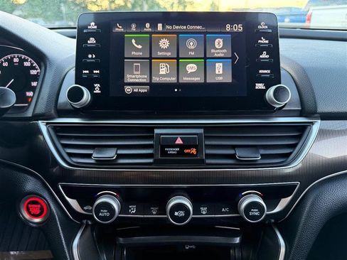 Used 2018 Honda Accord Sport image 24