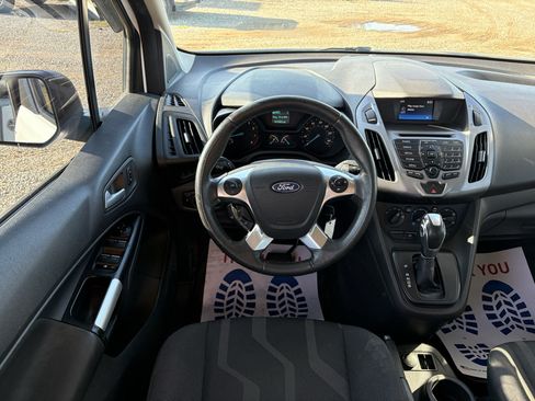 Used 2016 Ford Transit Connect XLT FWD image 9