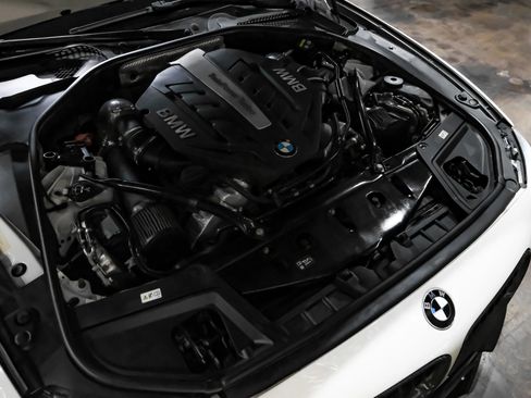 Used 2016 BMW 550i xDrive Sedan image 47