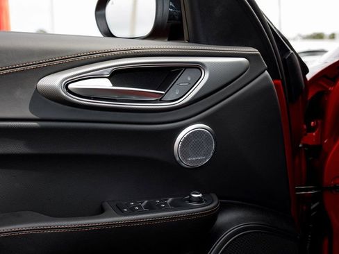 New 2025 Alfa Romeo Giulia AWD w/ Driving Assist Package image 20