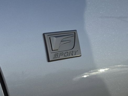 Certified 2025 Lexus ES 300h w/ Premium Package image 23