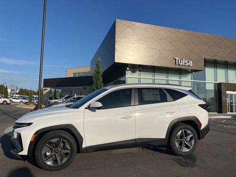 New 2026 Hyundai Tucson SEL image 8